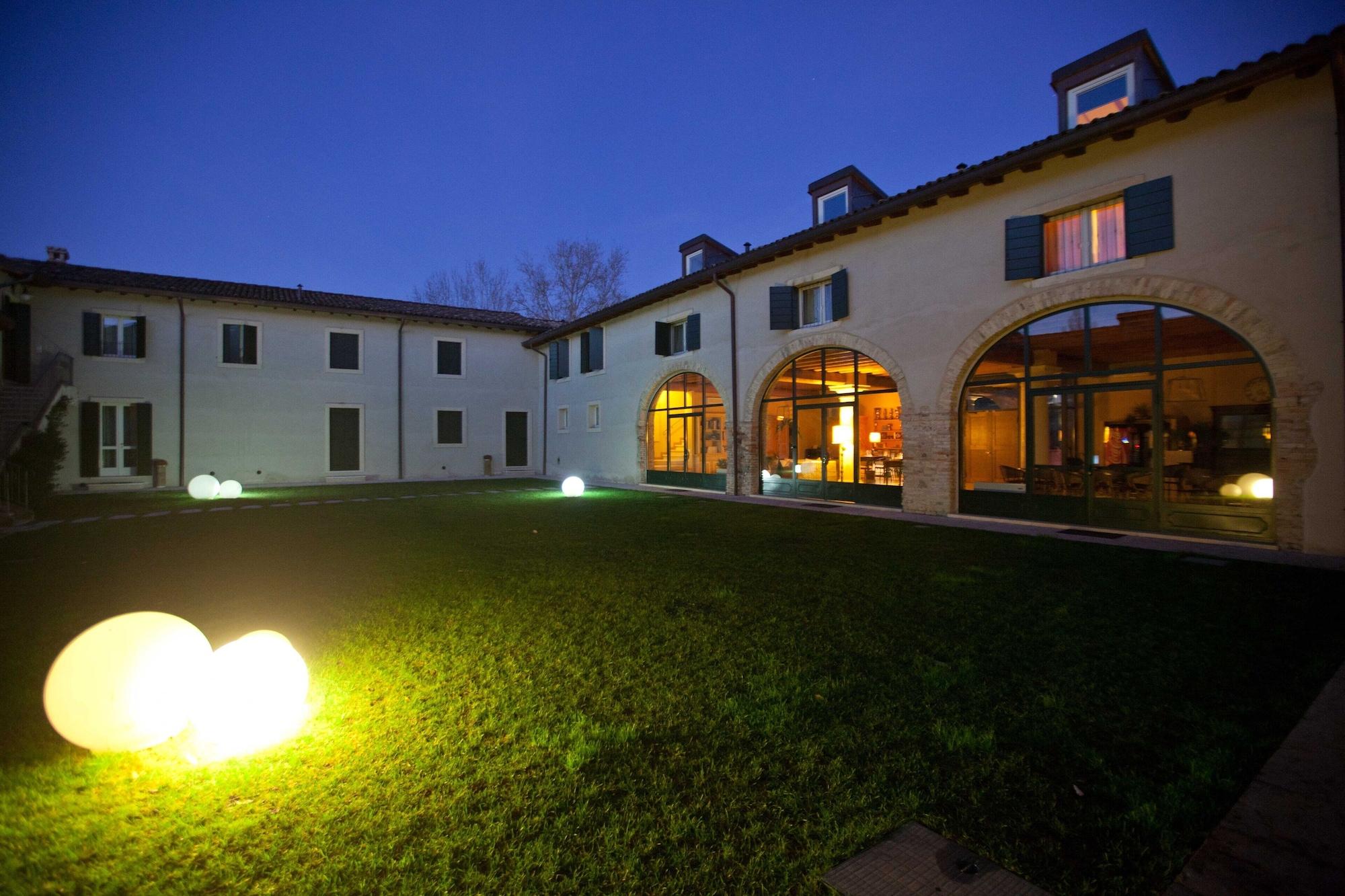 Relais Corte Paradiso Peschiera del Garda Exterior photo