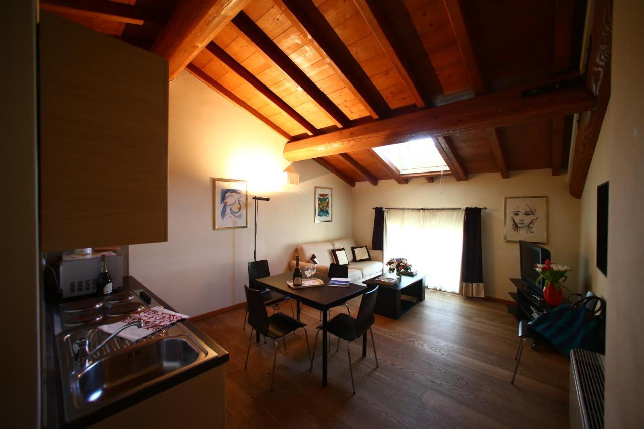 Relais Corte Paradiso Peschiera del Garda Exterior photo